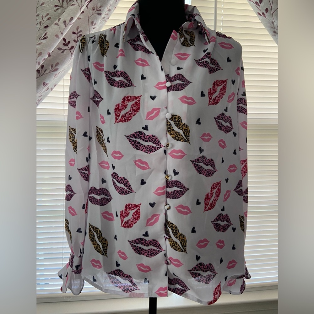 New York & Company - Lip-Print Bow-Neck Long-Sleeve Blouse (NWT)